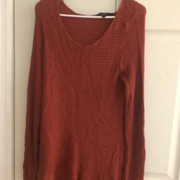 Sweaters - Picture 1 of 7